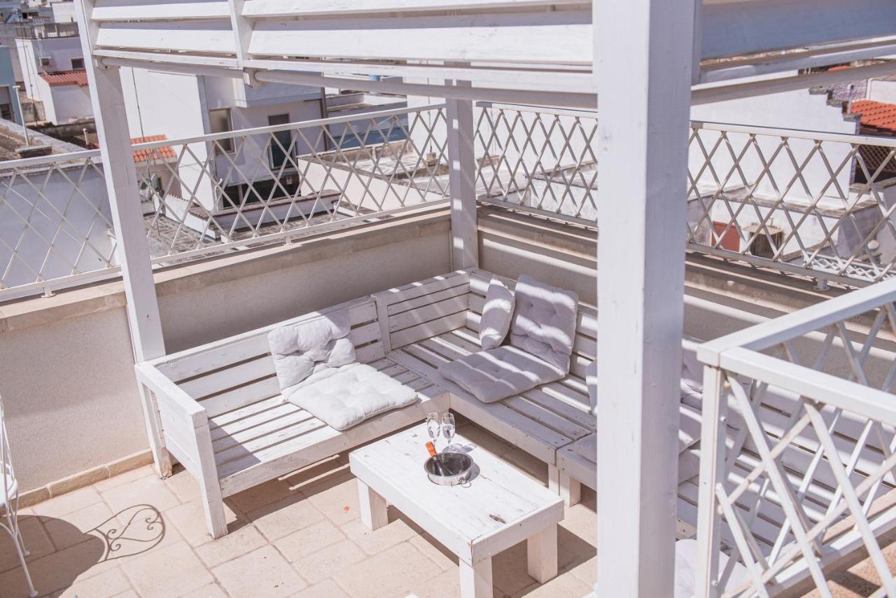 Le Bateau Bleu - Adults Only 12 Plus ポルト・チェザーレオ エクステリア 写真